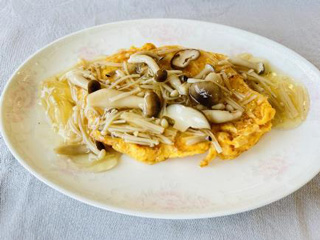 かに玉のキノコあんかけ